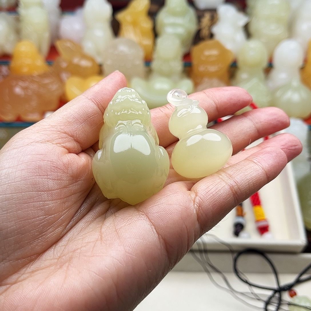 用***2石材貔貅葫芦挂件