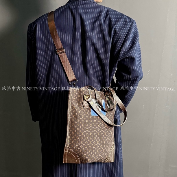 95新 LouisVuitton/路易威登 棕褐色丹宁帆船杯限定男包托特包