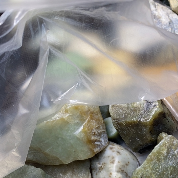 透闪石质玉珠宝半成品未镶嵌