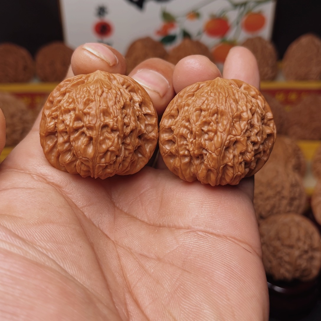 文玩核桃把件文玩核桃把件37尺磨盘