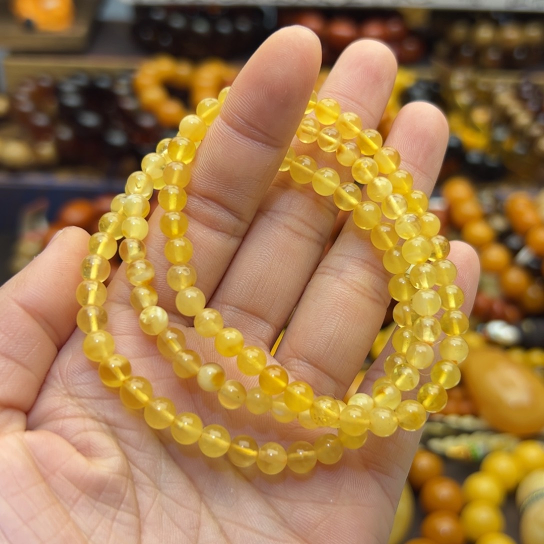 琥珀珠宝奇石未镶嵌多样性发其一