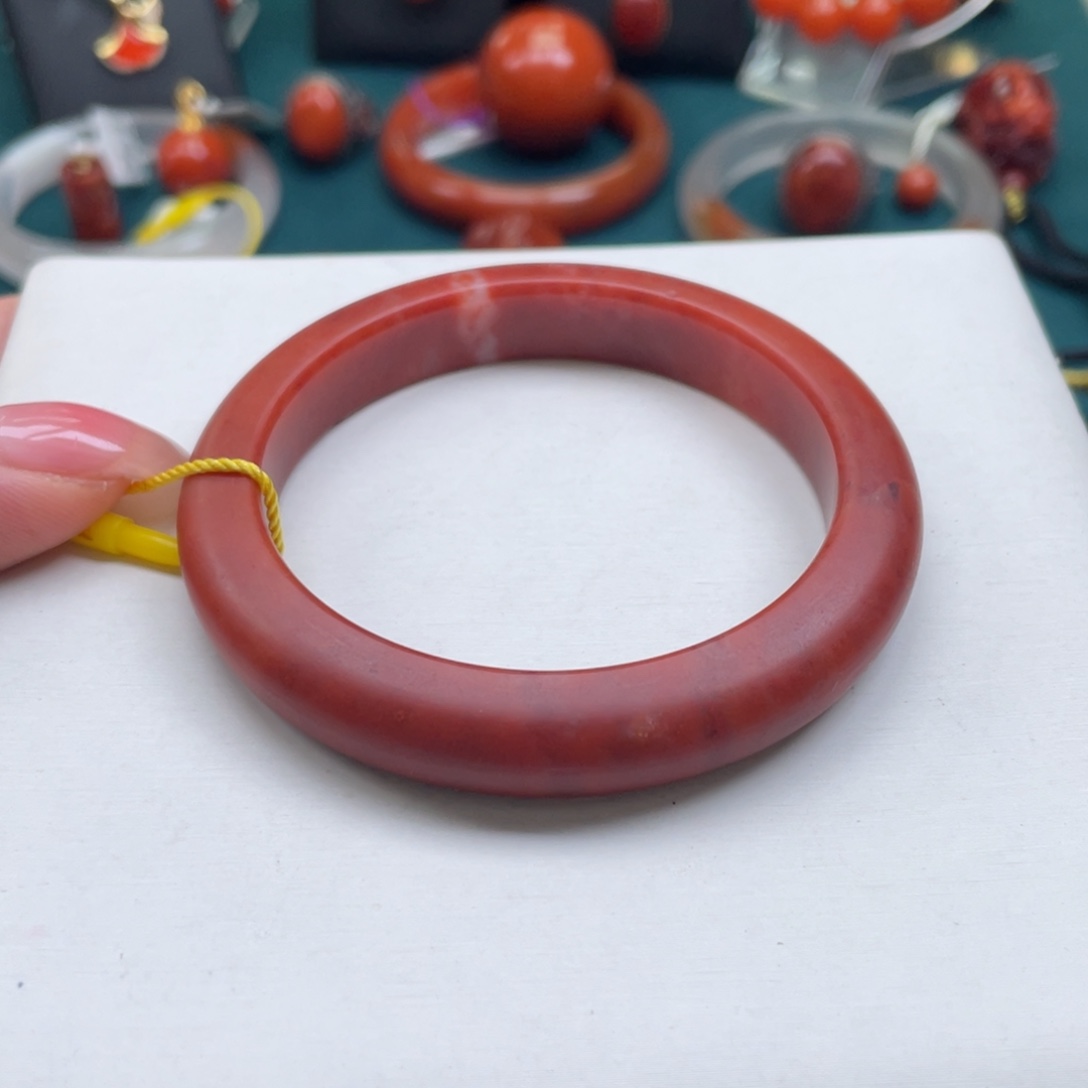 @***风南红玛瑙未镶嵌川料南红满肉手镯55+