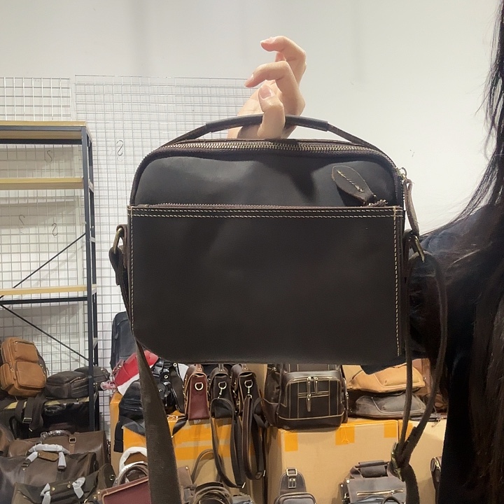 小牛皮（革）牛皮（革）头层牛皮247