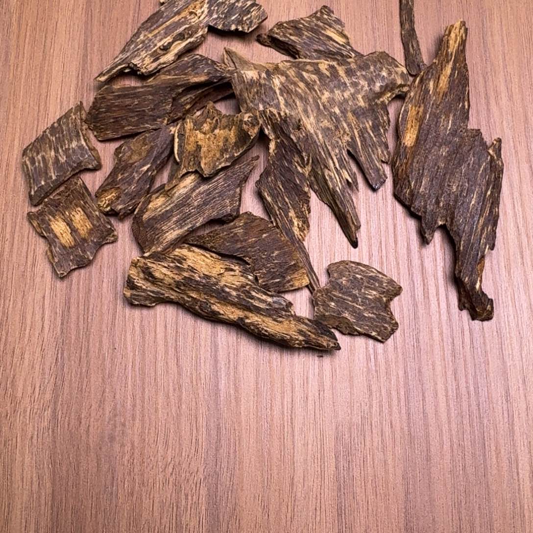 沉香沉香碎屑老挝熏香料1g装