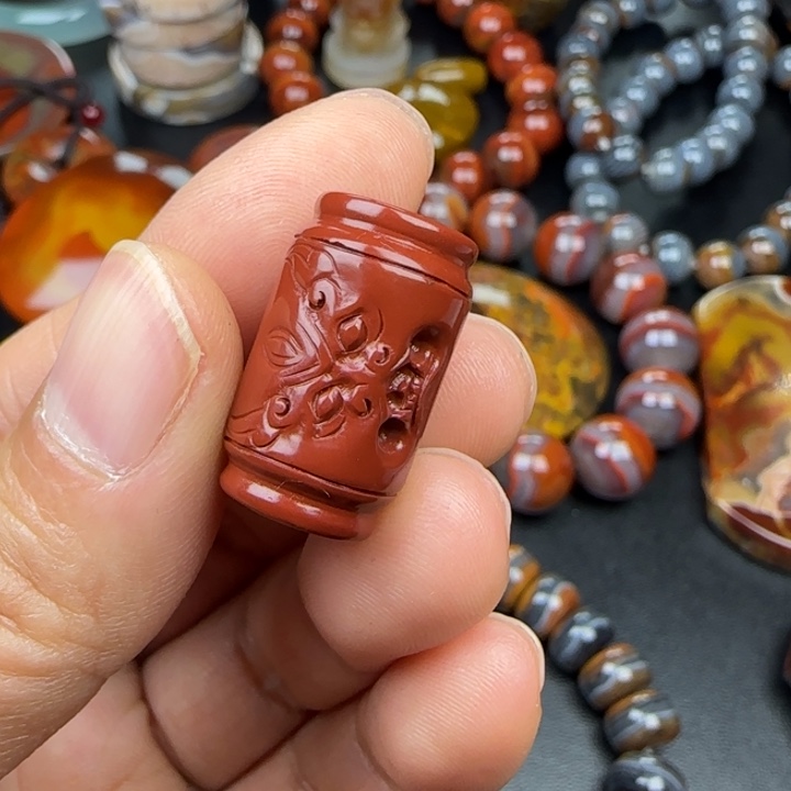 玛瑙/玉髓未镶嵌原矿玛瑙项链牌子