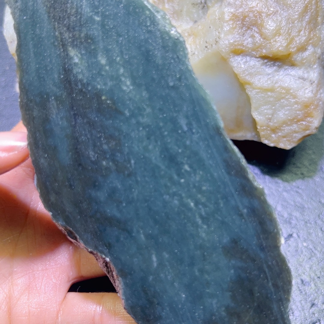 和田玉未镶嵌珠宝半成品
