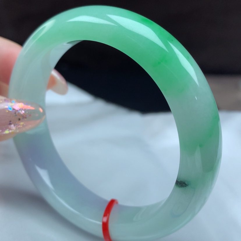 【闪购商品】翡翠手镯未镶嵌?****卜96799，