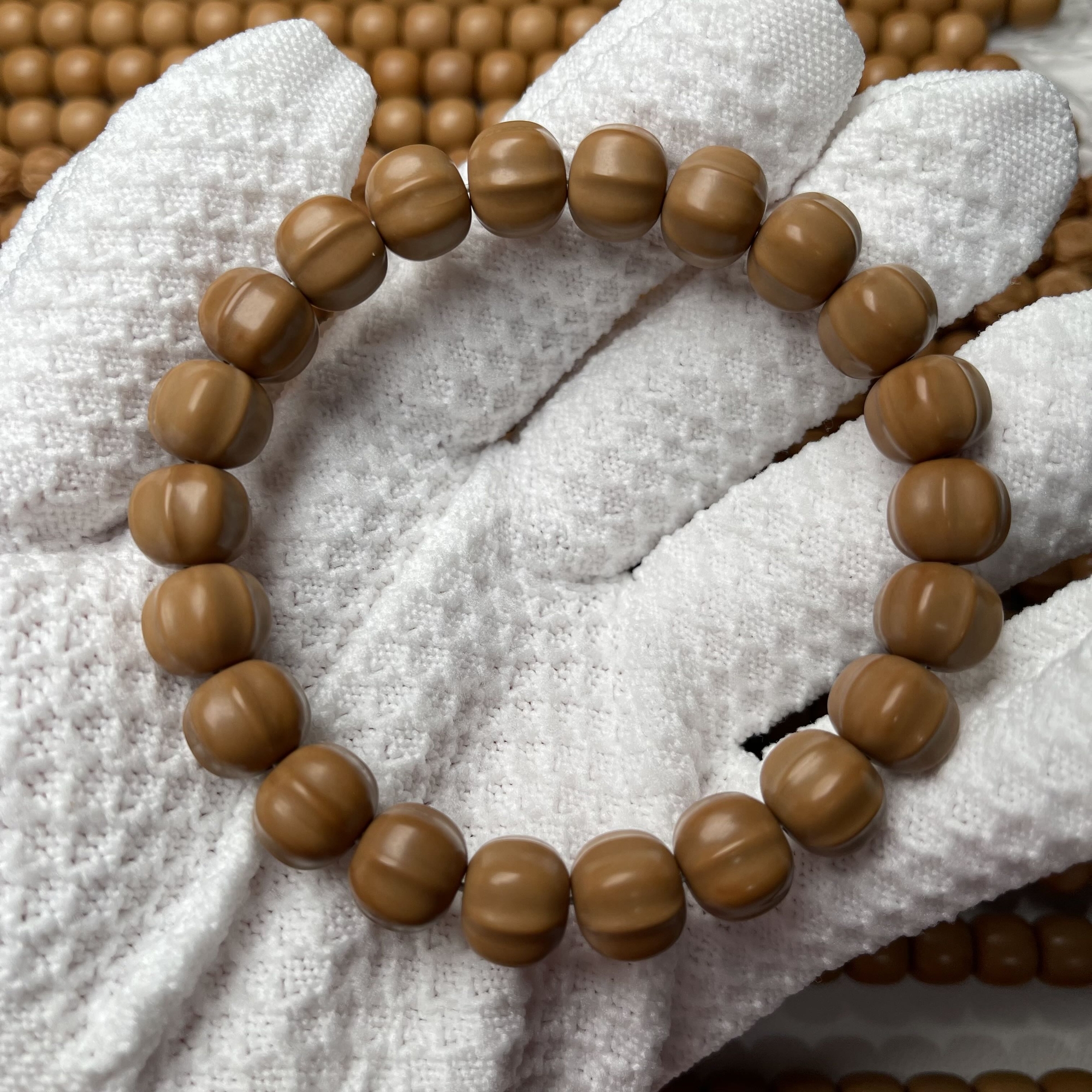 致物出品-鲨鱼背猴头雕刻手串全品原皮原色不泡药