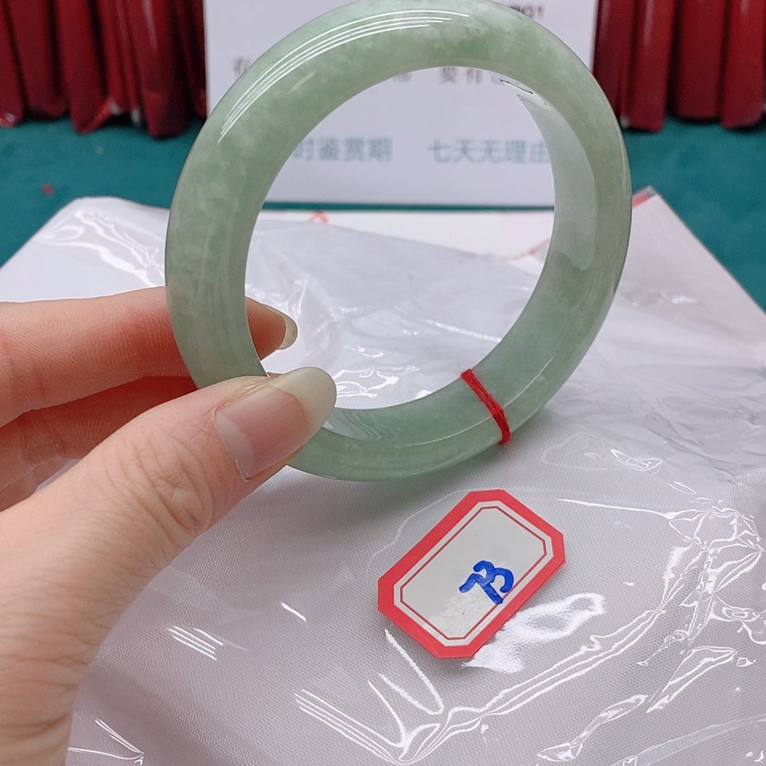 翡翠手镯未镶嵌平**叶733333333