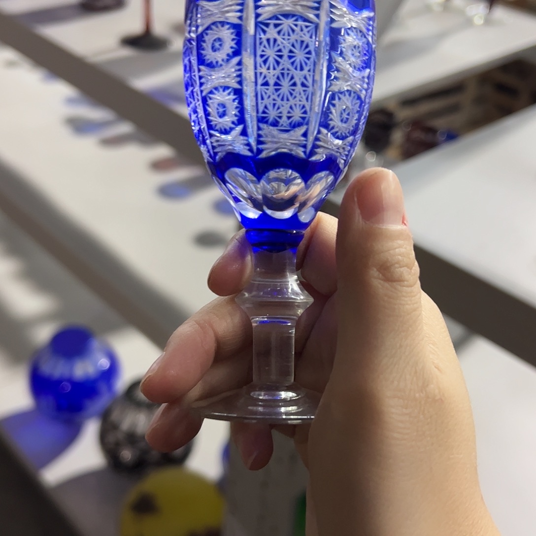 水晶玻璃平底款微瑕一个