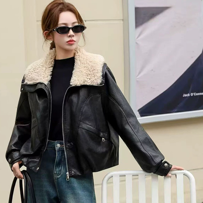 大爆款毛绒翻领皮衣