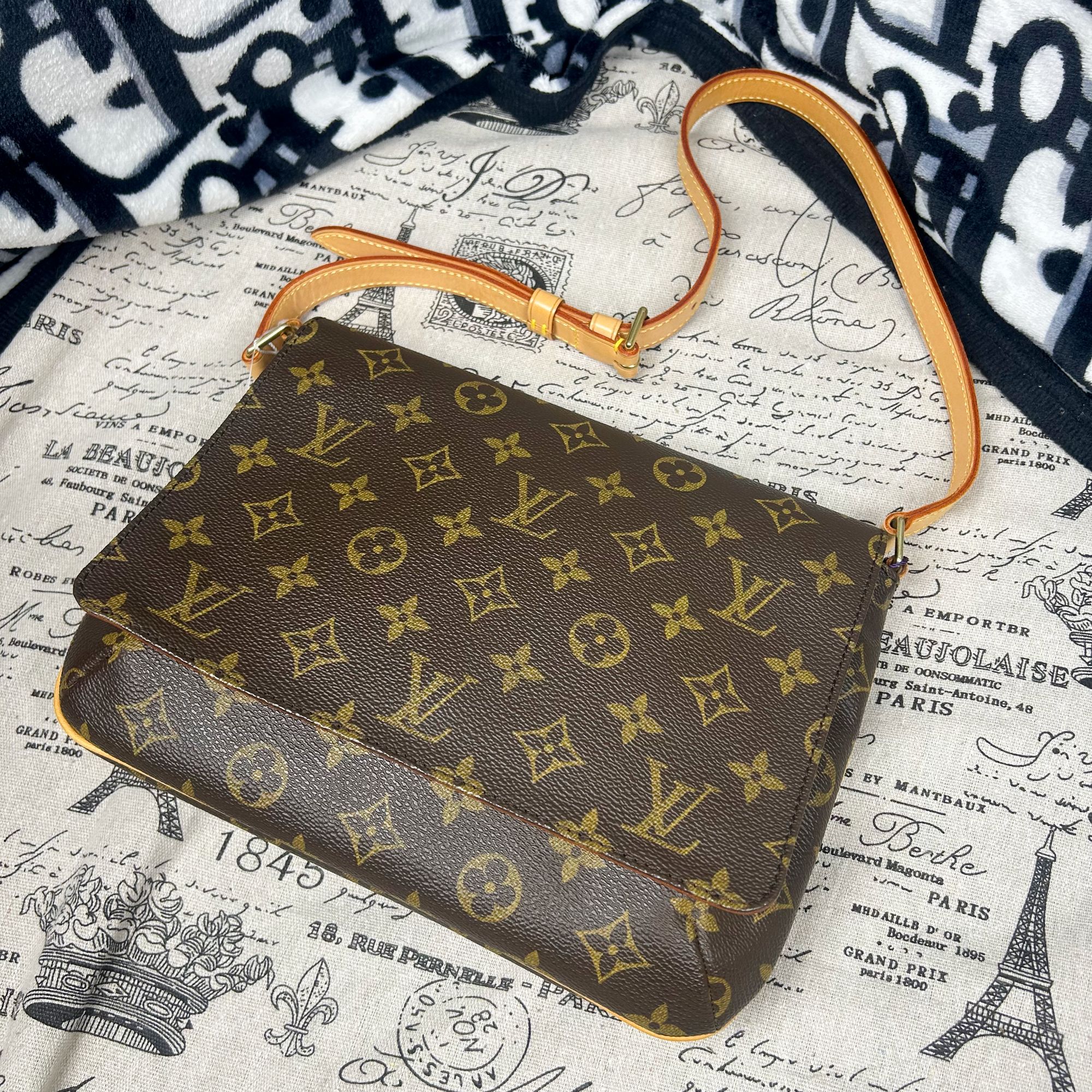 99新 LouisVuitton/路易威登  全原lv王菲包  全原 单肩