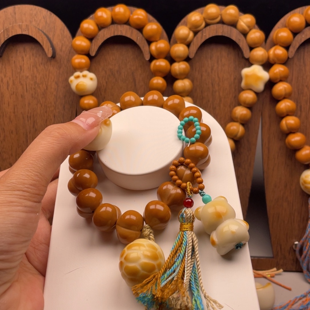 挣***山猴头核桃吊坠全品无暇毕业级爱心屁桃17尺寸手工款