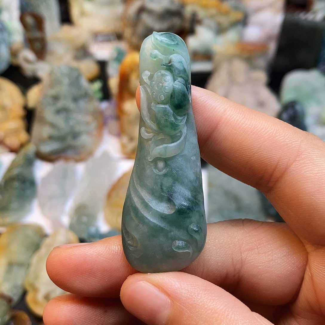 定制翡翠未镶嵌特色003