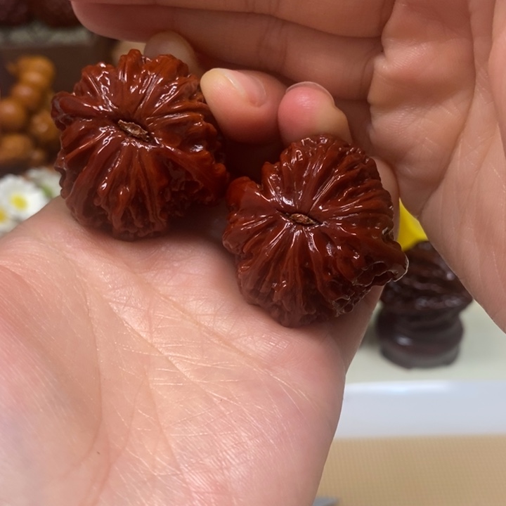 文玩核桃吊坠磨盘