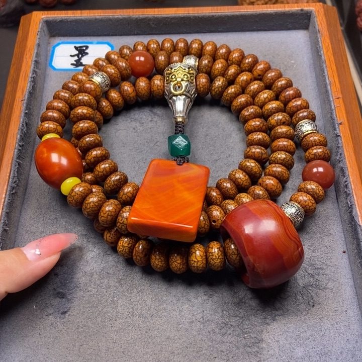 星月菩提吊坠菩提