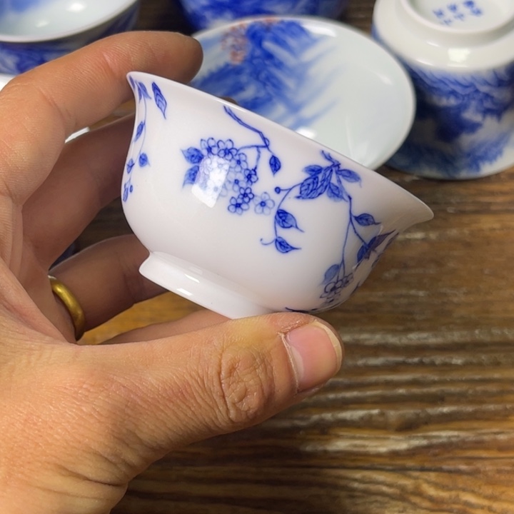 豫**蕾景德镇陶瓷青花主人杯
