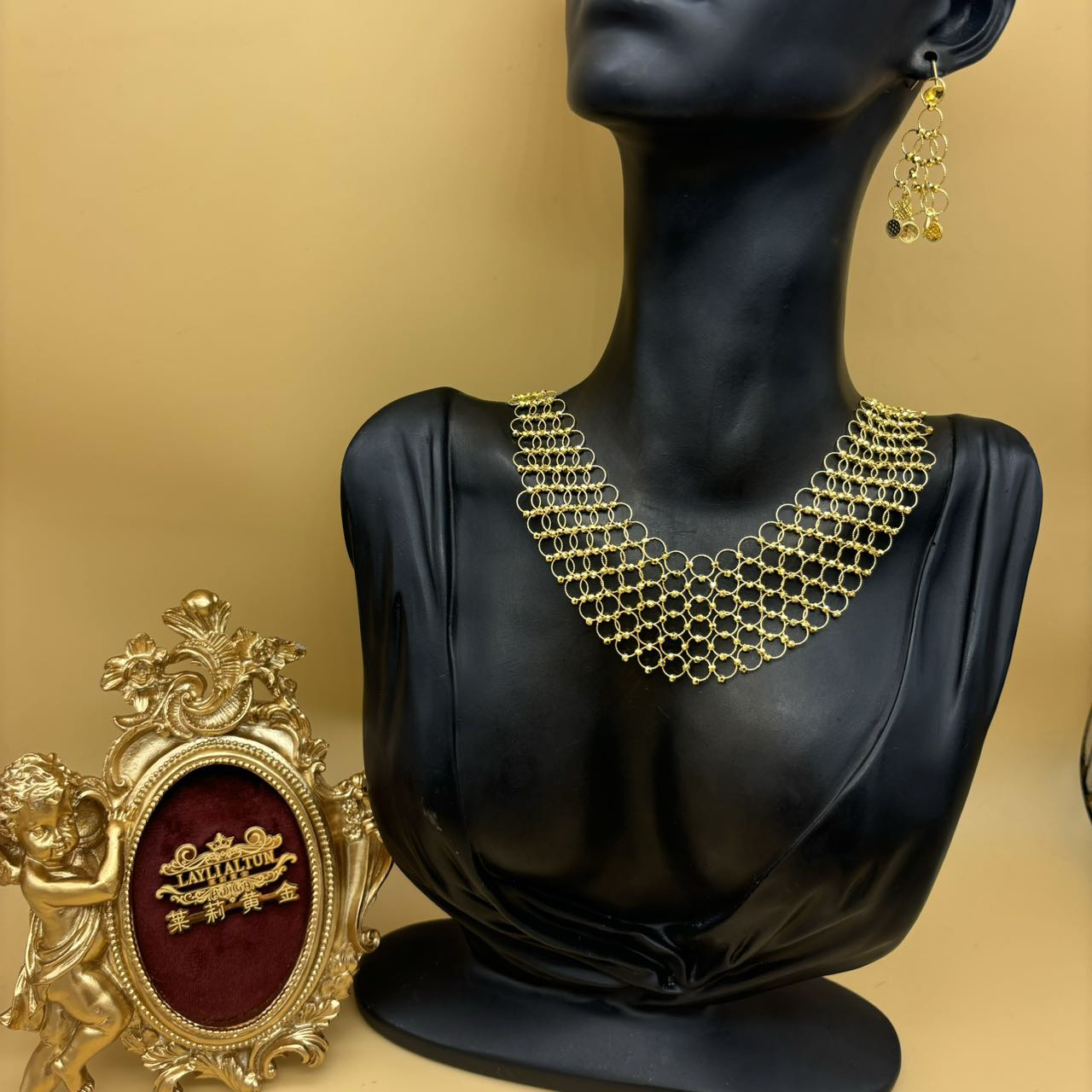 A播 27.70g 足金999 套链e