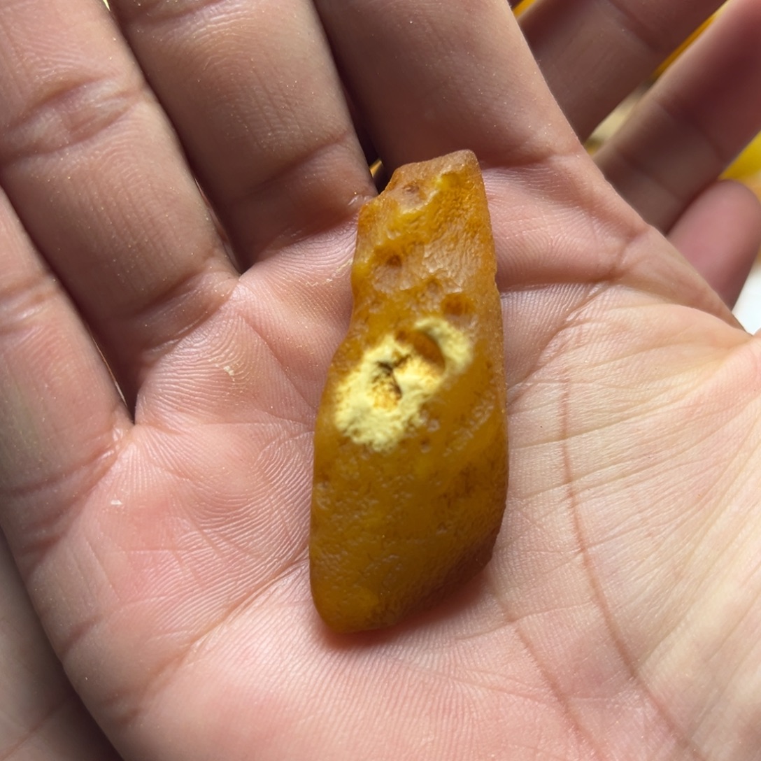 定制琥珀未镶嵌蜜蜡定制随型吊坠