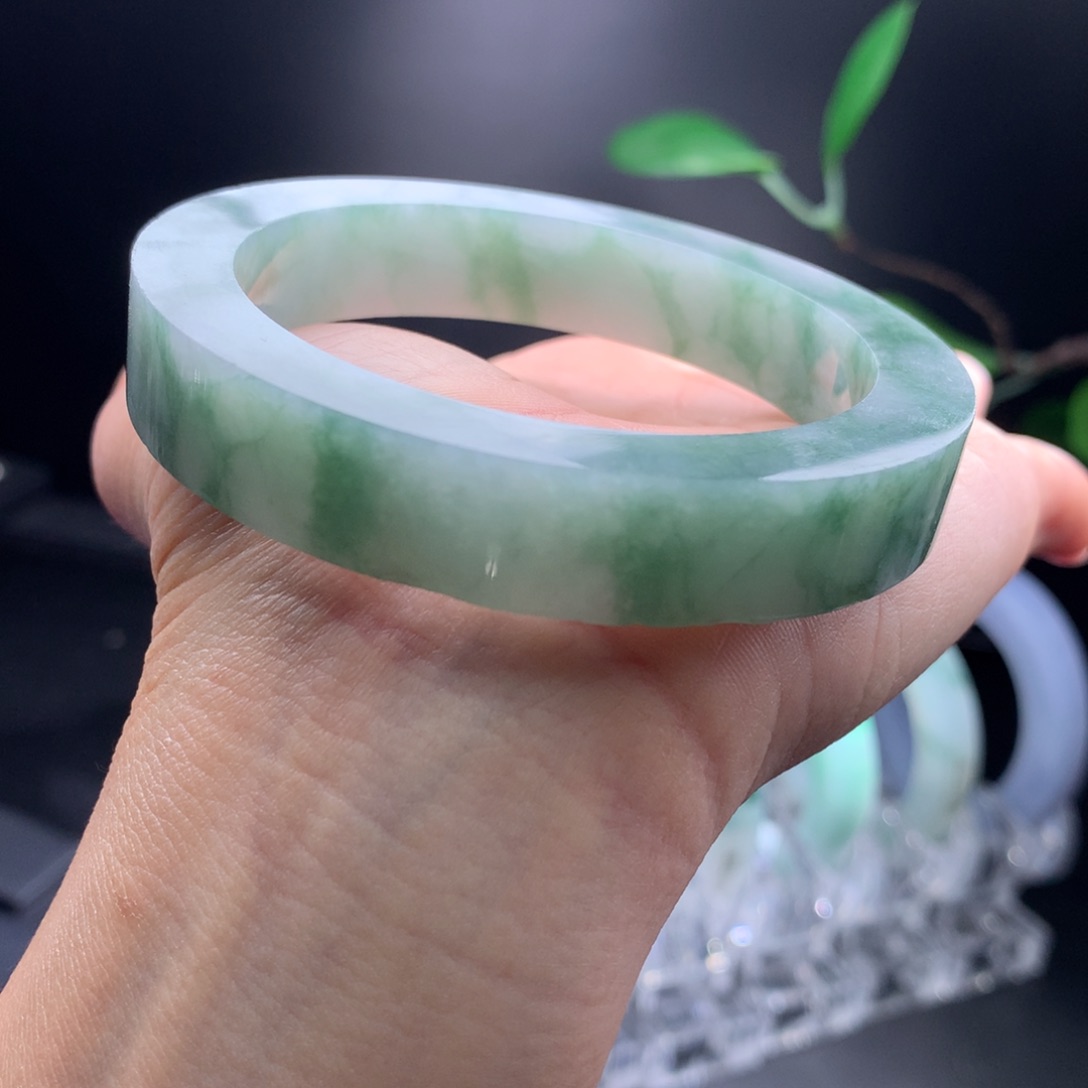 定制翡翠手镯未镶嵌