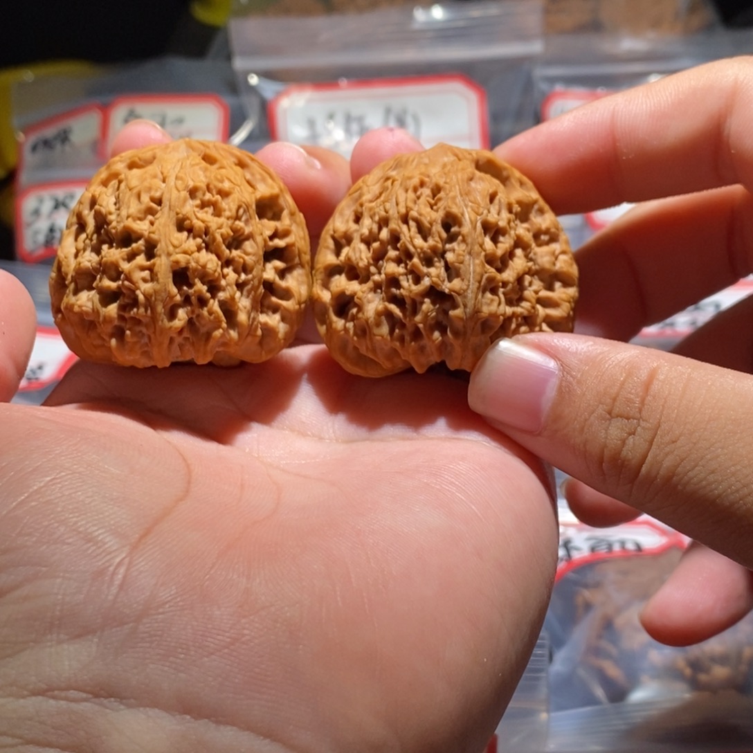夏***季吊坠文玩核桃42全品南疆