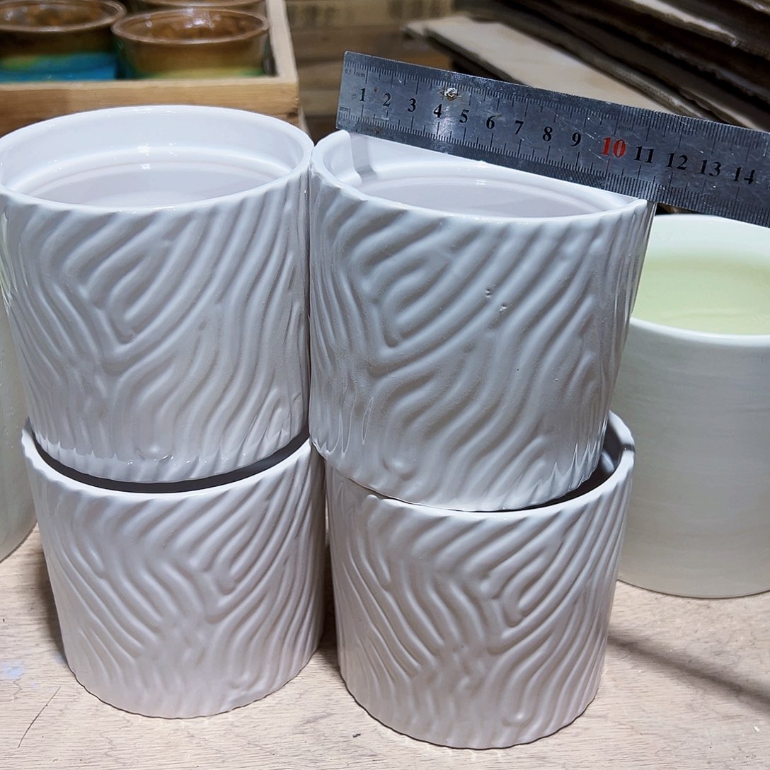 有孔外贸尾单陶瓷花盆凑单10米包邮微瑕