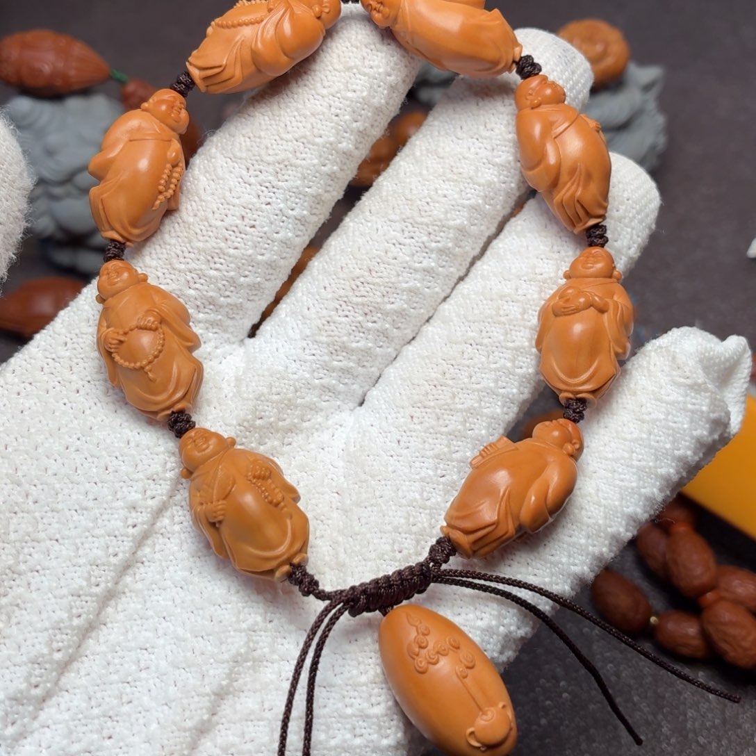 手串橄榄核站立小沙弥