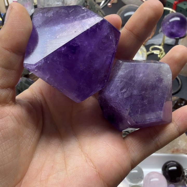 未镶嵌水晶珠宝半成品