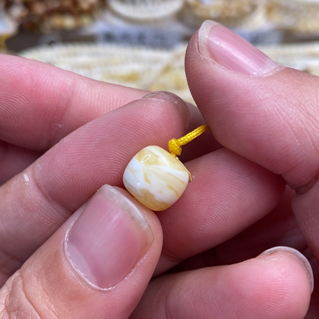 未镶嵌蜜蜡裸石11mm虎皮纹老型