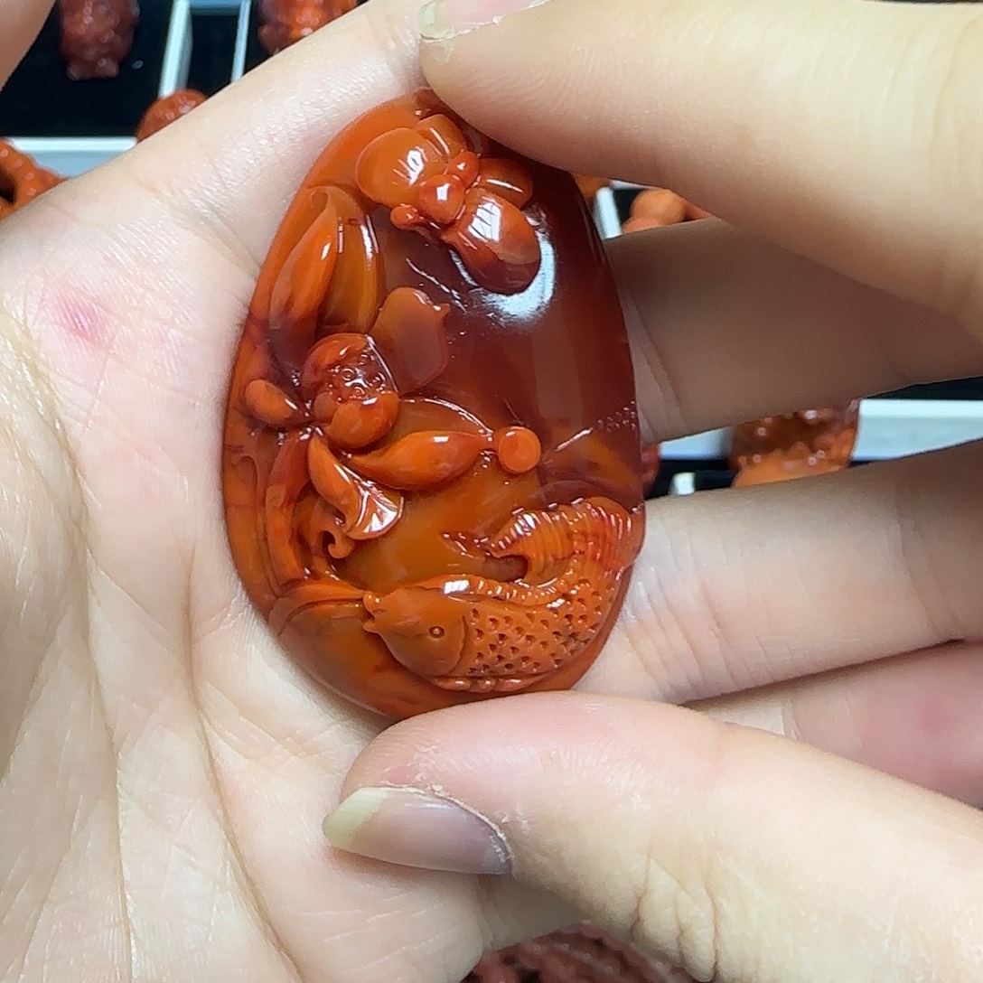 南红玛瑙未镶嵌颈饰