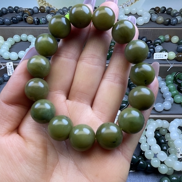 和田玉未镶嵌手链