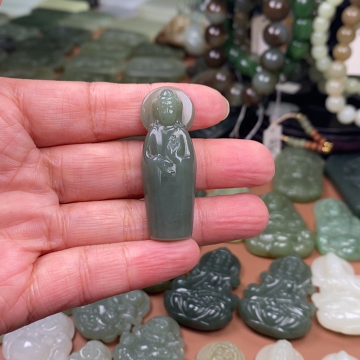 和田玉（糖玉）未镶嵌颈饰