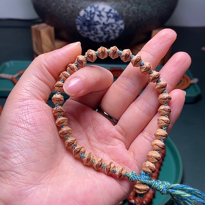 柏香籽/百香籽吊坠嘟嘟嘴