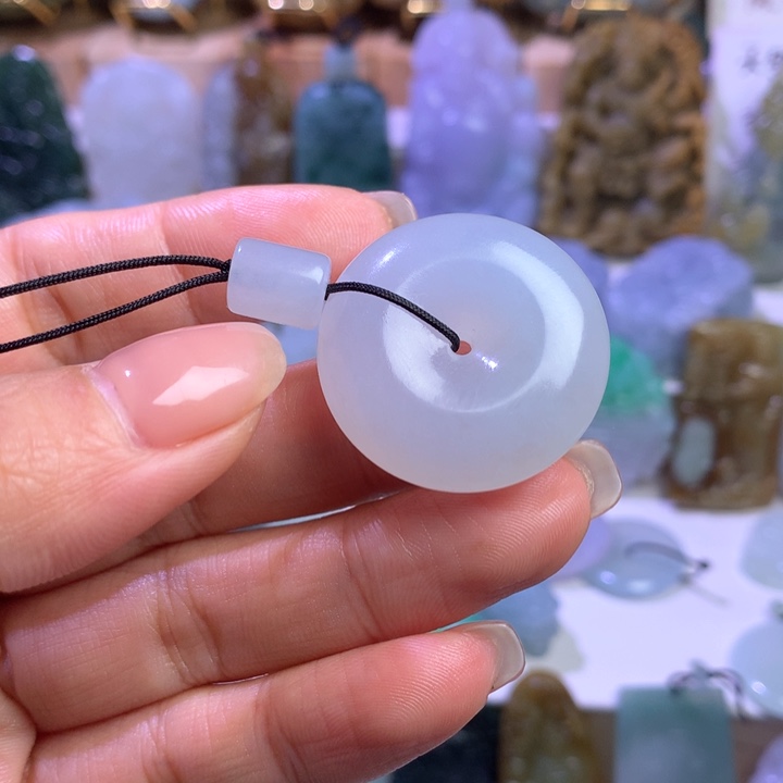 未镶嵌定制翡翠啊**?平安扣