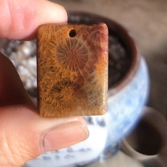 硅化玉吊坠未镶嵌