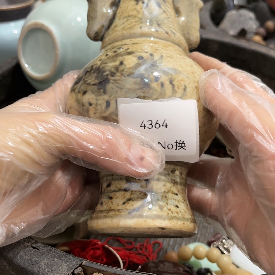 黄***日老挝石4364号工艺品