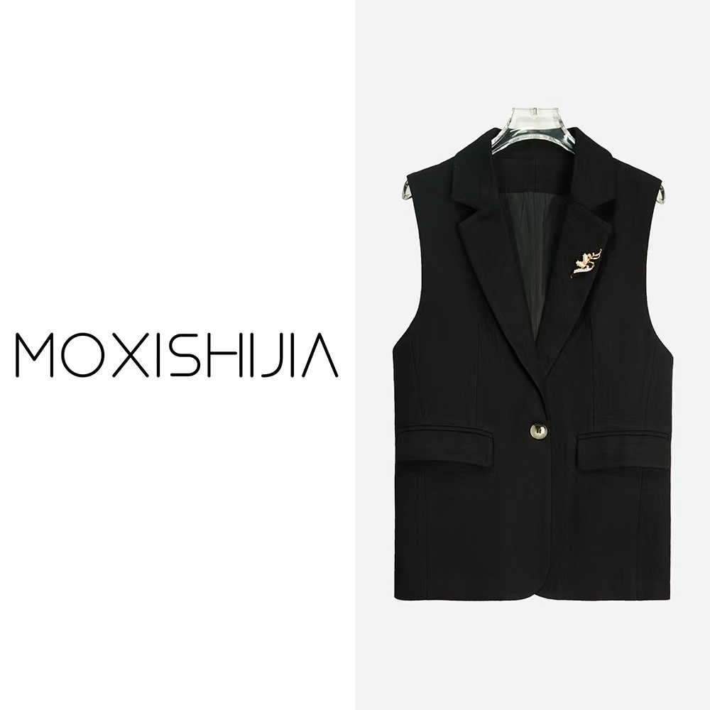 (赠胸针）设计感小众气质英伦风潮流外搭马甲X2513-1