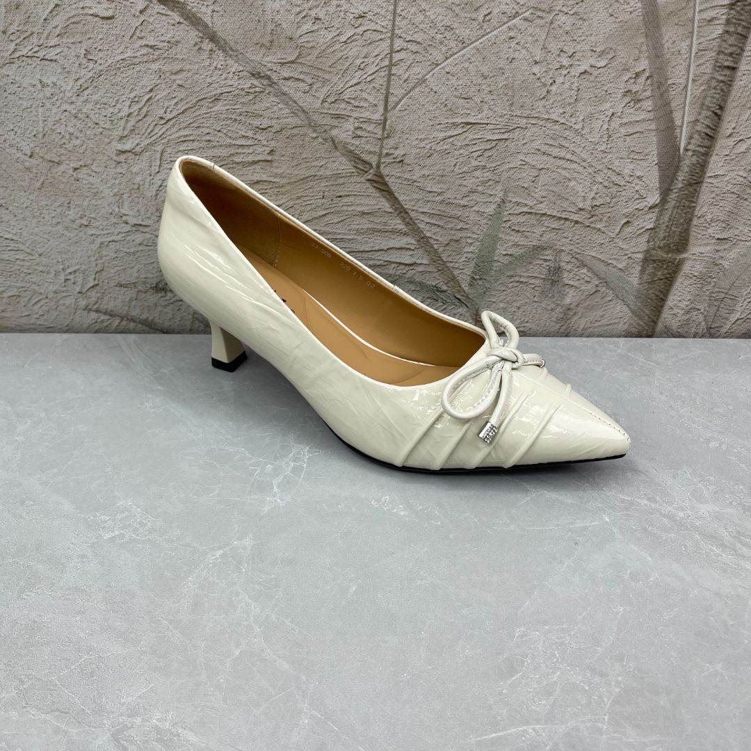 单鞋女 (牛皮) 22-508 (孤品)c区36码