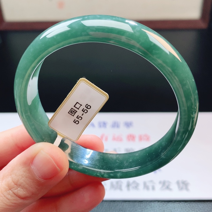 翡翠未镶嵌手镯翡翠手镯21