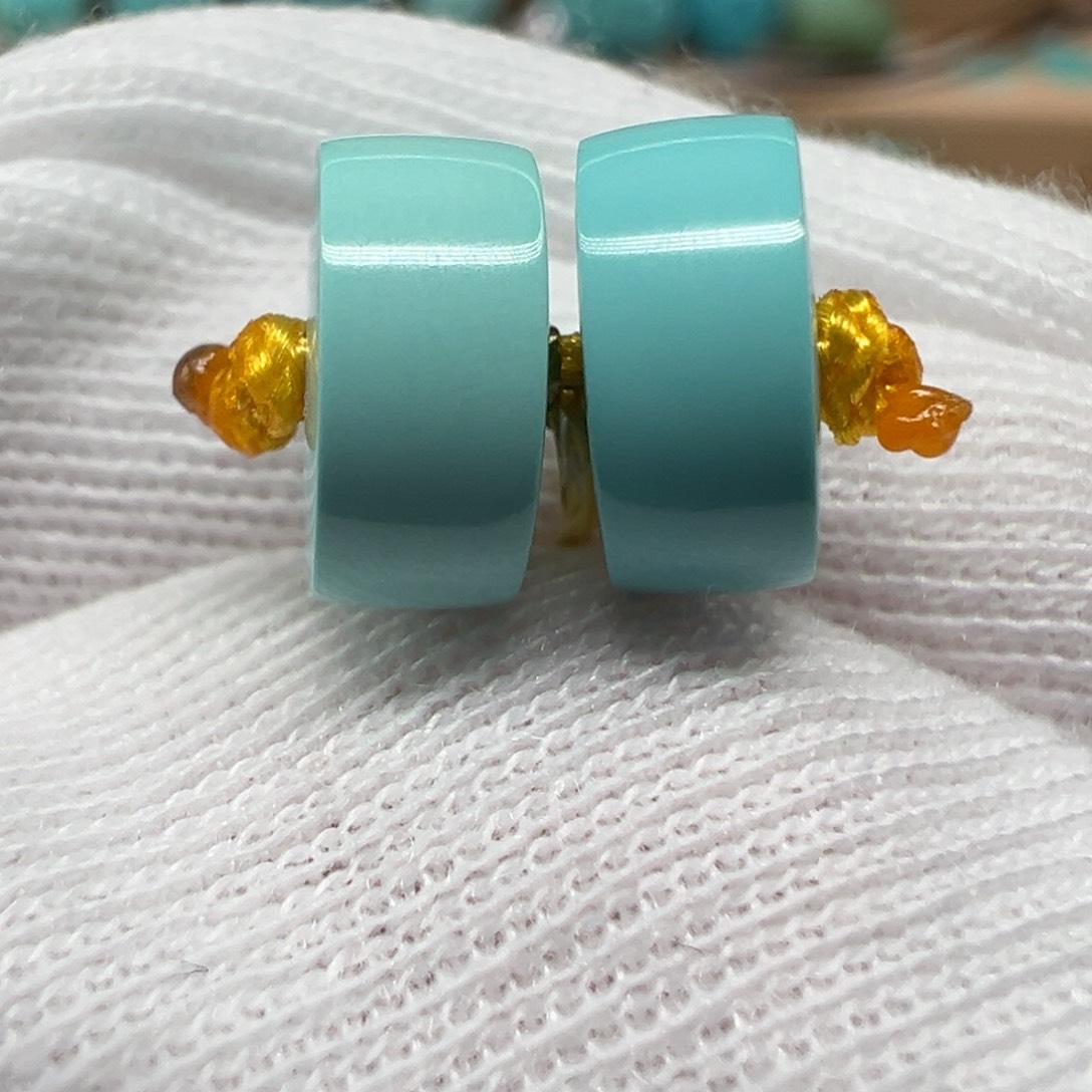 绿松石配饰未镶嵌