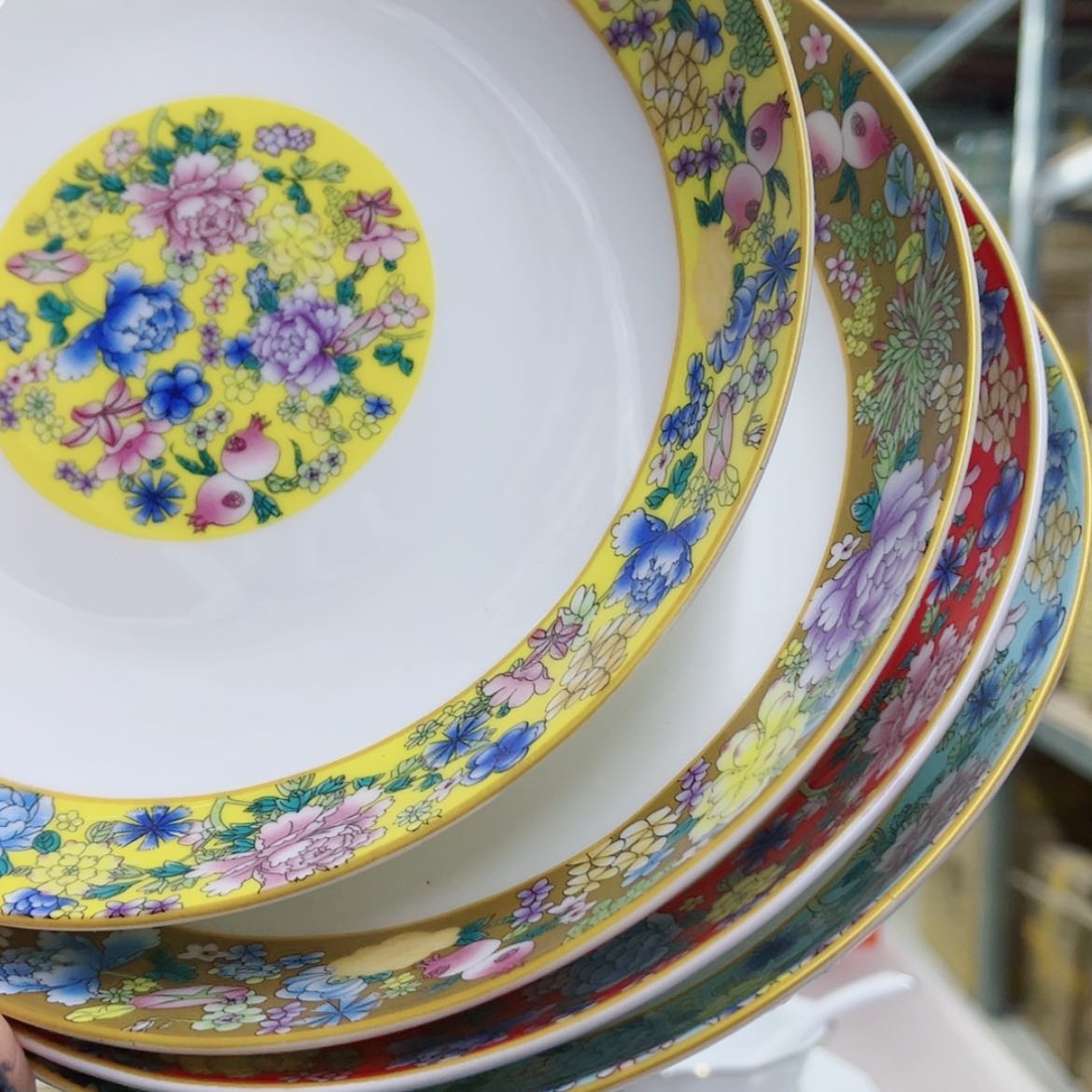 【闪购商品】骨瓷8寸4个………………