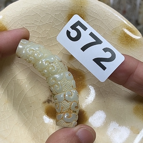 坤***哥瓷片瓷器制作过程是根据不同种类