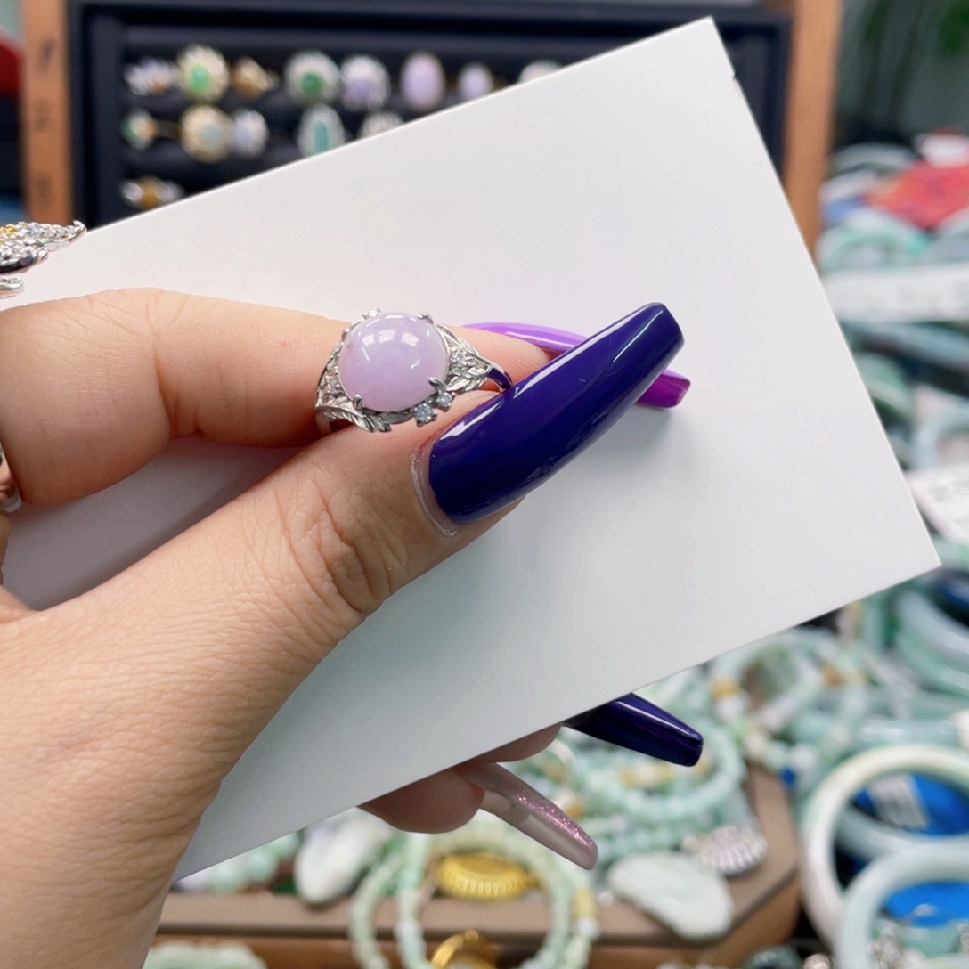 翡翠手镯未镶嵌天然翡翠Ａ货