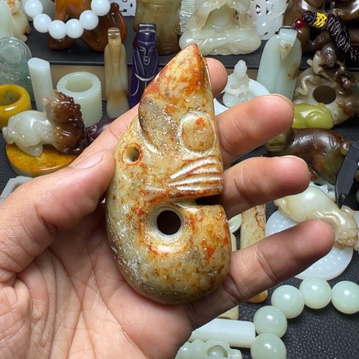 和田玉（糖玉）未镶嵌颈饰