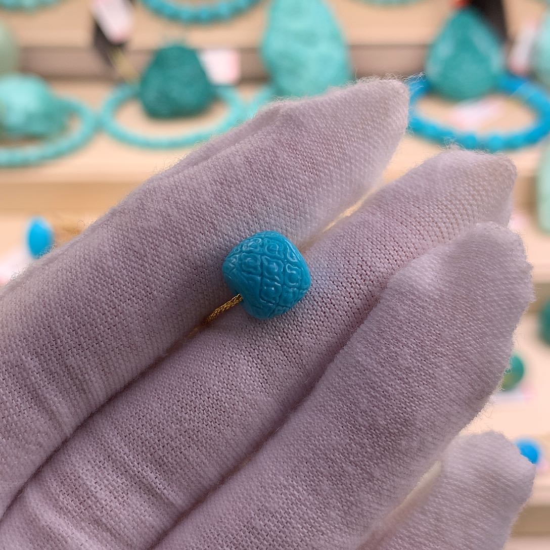 绿松石珠宝奇石未镶嵌恭***?