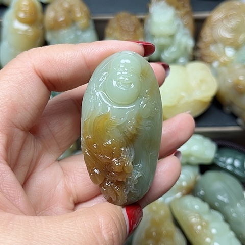 颈饰未镶嵌和田玉彩**忆