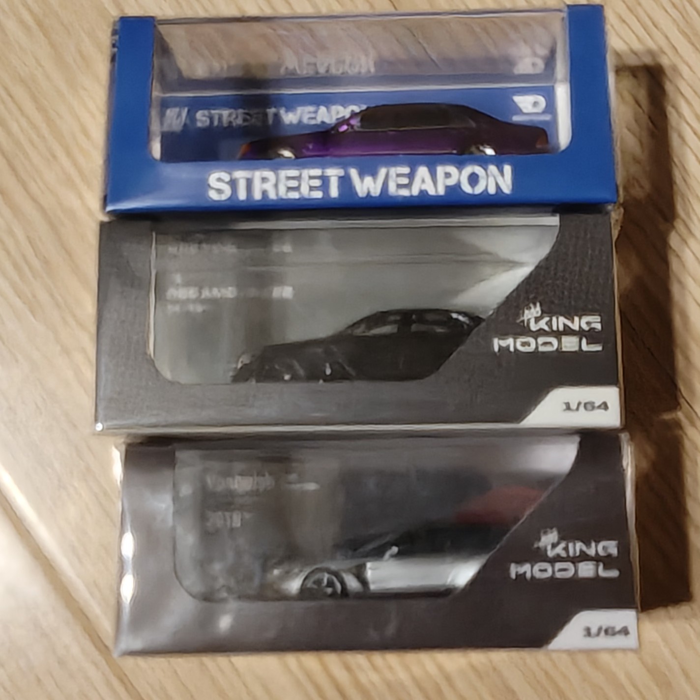 1/64奔驰 kingmodel双车，阿斯顿马丁瓦罐