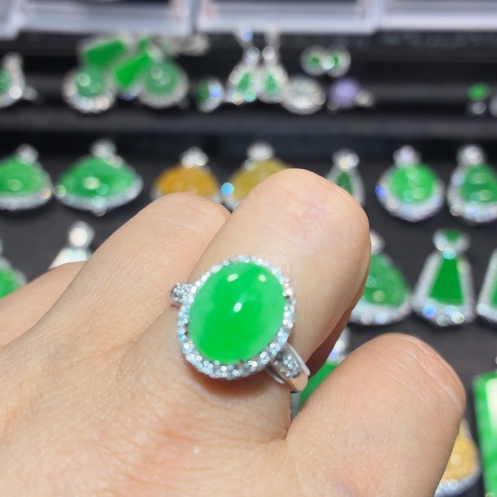 翡翠18K金镶嵌吊坠(不含链)翡翠