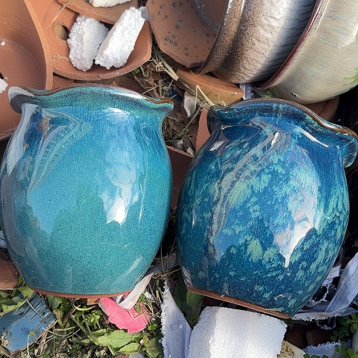 正品紫砂口13高15瑕疵