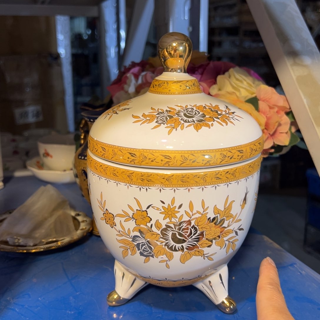 凡间陶瓷家居生活馆